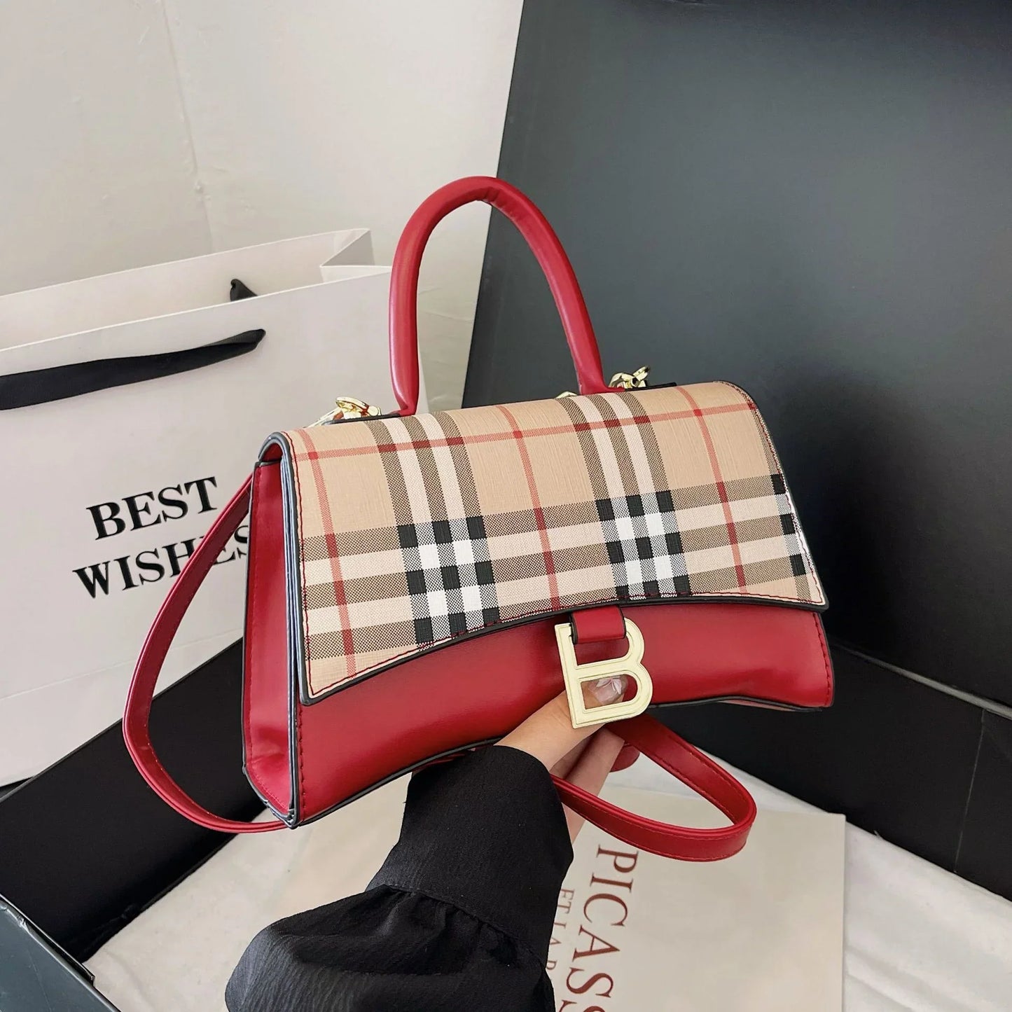 Retro Small Square Bag New High-end Sense Shoulder Bag 1024041615