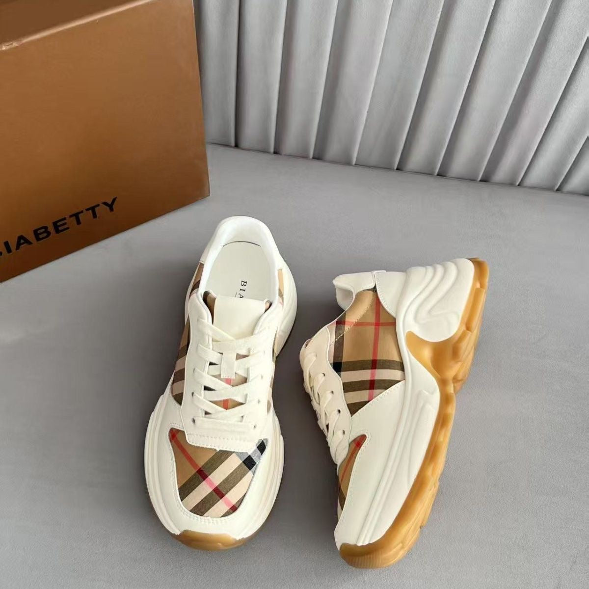 New plaid platform sneakers PD042025051915
