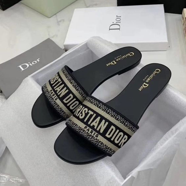 New Fashion Casual New Style Comfortable Slipers D032101