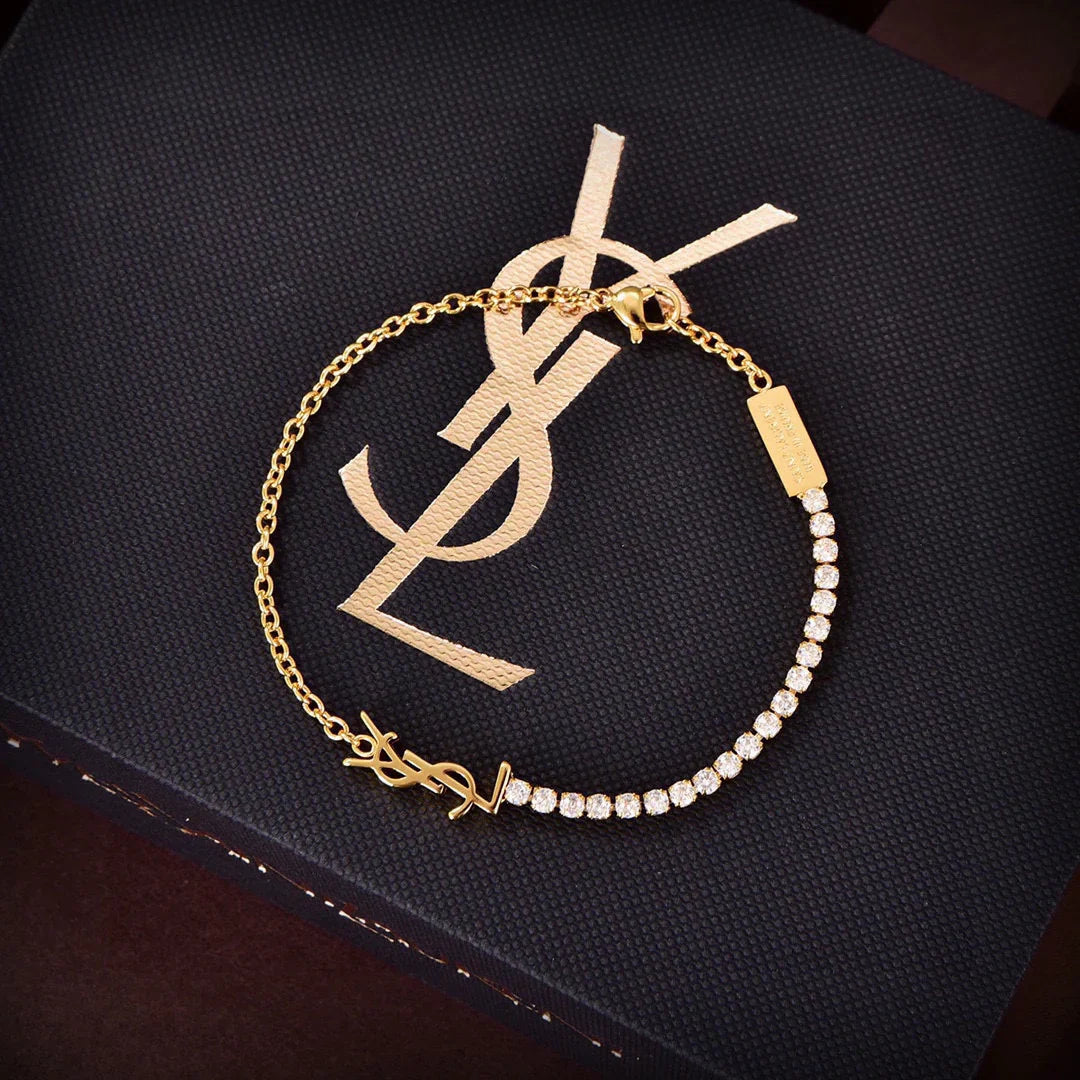 New Fashion Classic Versatile Bracelet 1024040903
