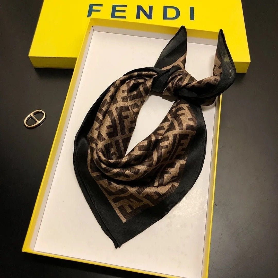 FD Vintage Women's Scarf PD0425070102