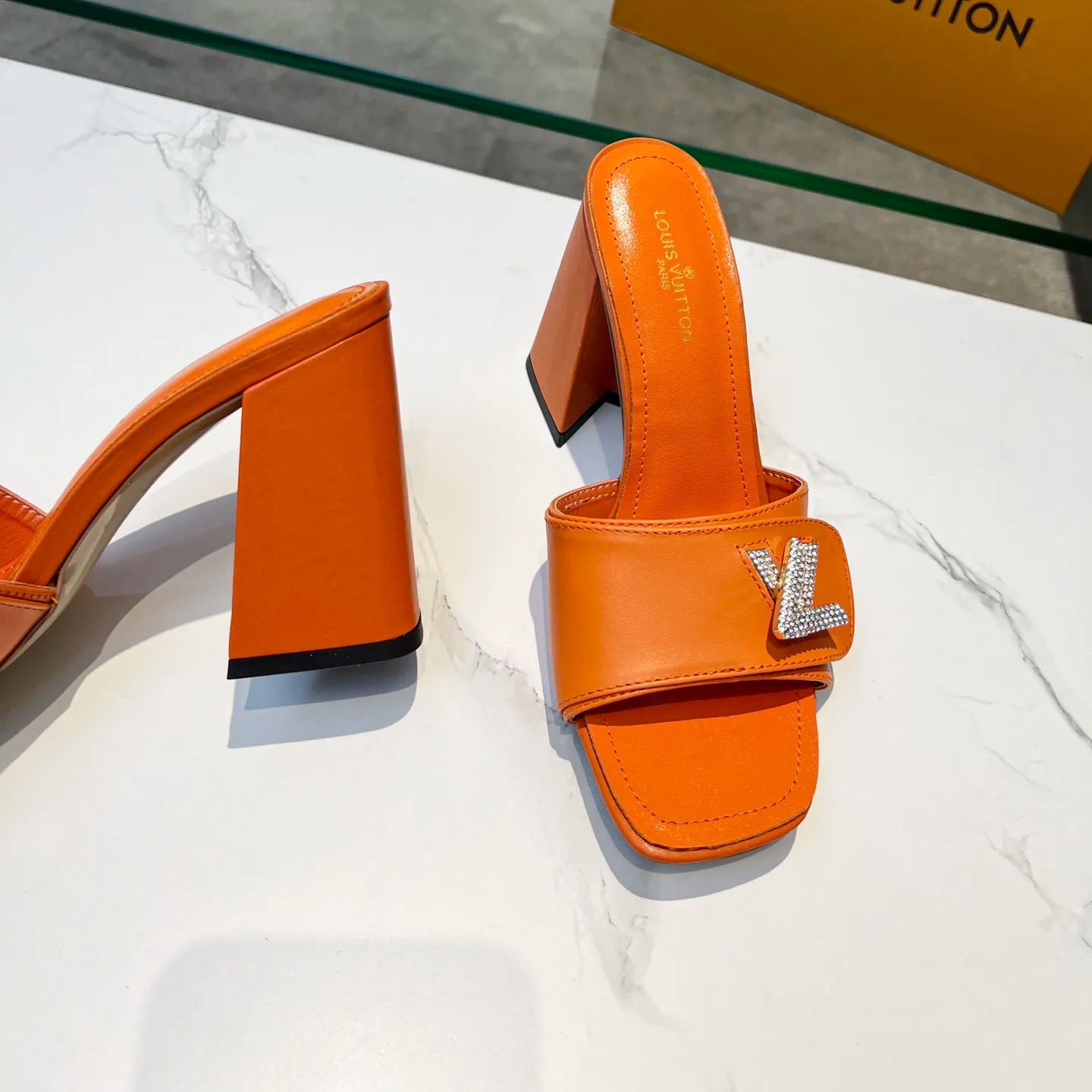 2023 spring and summer new heavy recommended all-match retro European high-heeled sandals slippers XC04062002