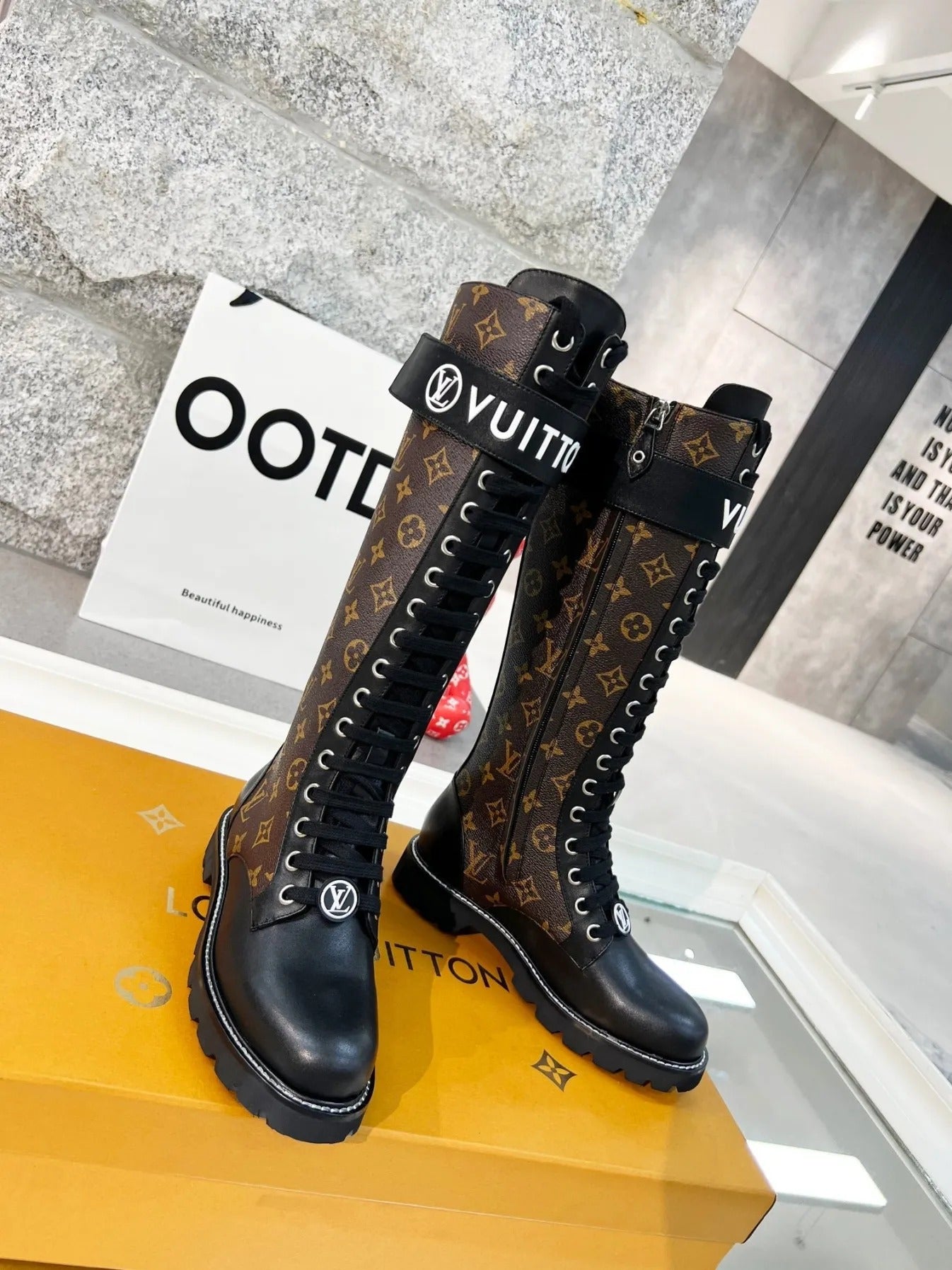 Martin boots women's new genuine leather long boots flat bottom side zipper letter strap niche simple fashion all-match single boots 0425032801