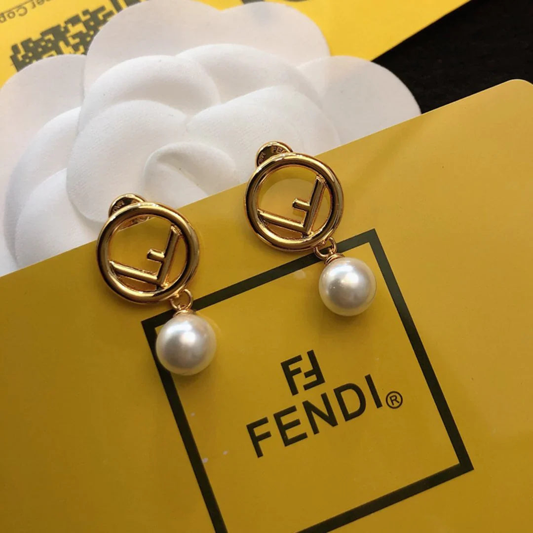New style fashionable and versatile earrings 1024012302