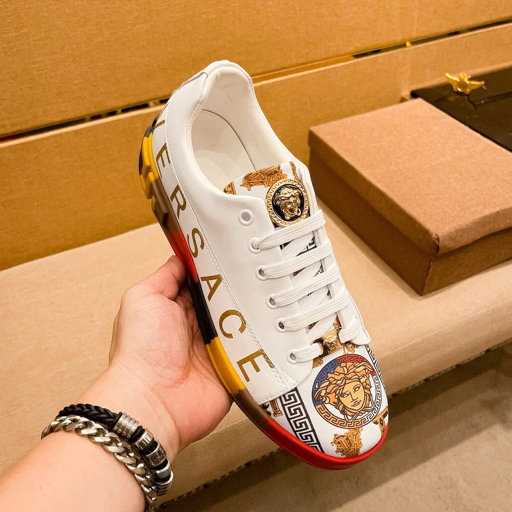 New fashionable and versatile sneakers 1025062704