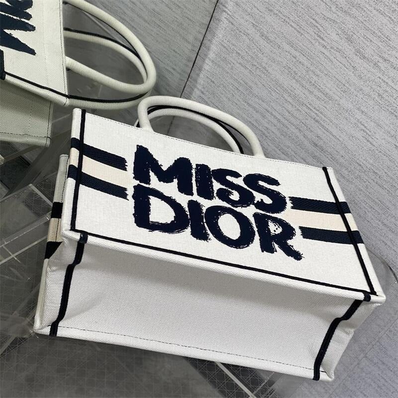 DOR Medium Book Tote Bag for Lady 0424090207