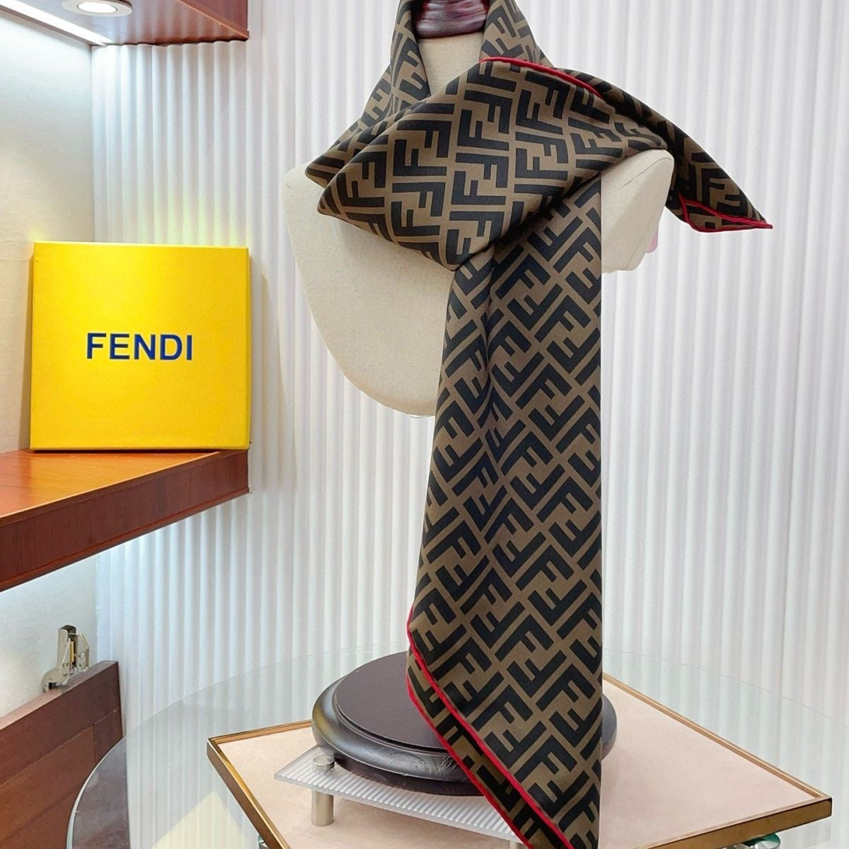 FD Vintage Women's Scarf PD0425071818