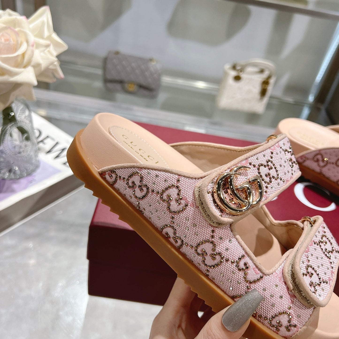 25 Ladies New Star Diamond Fashion Sandals PD0425031411