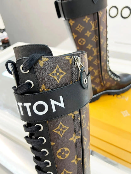 Martin boots women's new genuine leather long boots flat bottom side zipper letter strap niche simple fashion all-match single boots 0425032801