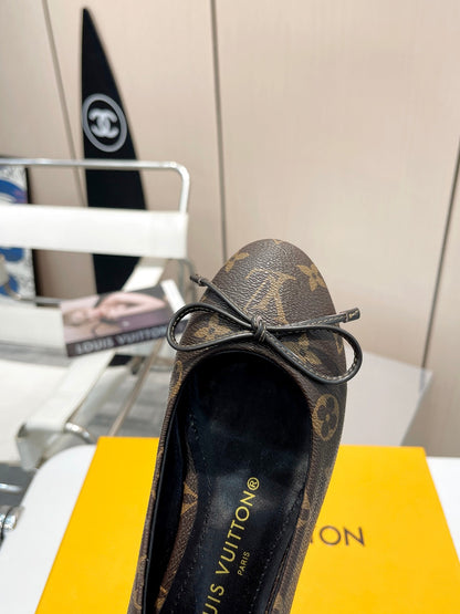 Classic logo bow embossed shallow flat shoes XC0424052815