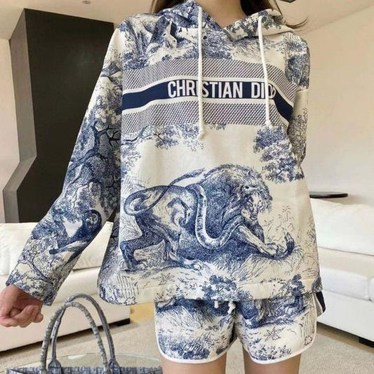 Early spring new fashion hooded sweater shorts suit