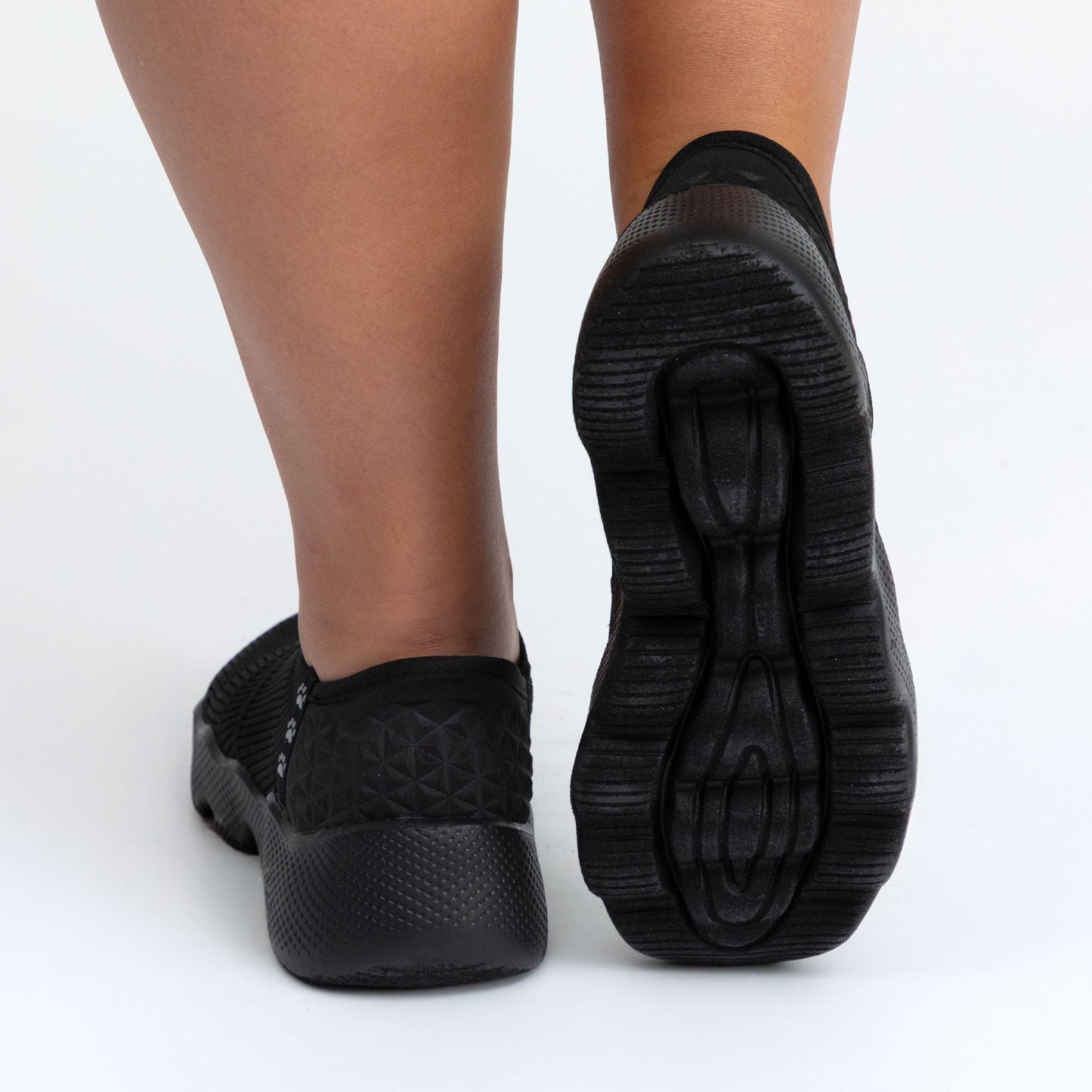 Paw Ultra Comfort Slide-In Deep Traction Walking Shoes