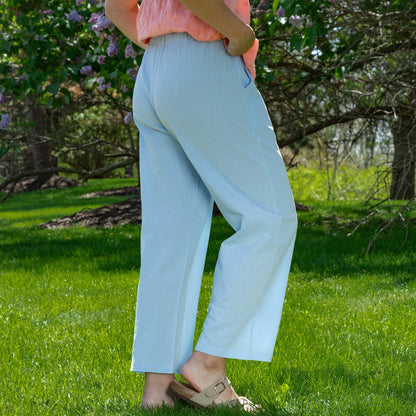 Paw Print Lightweight Cropped Pant