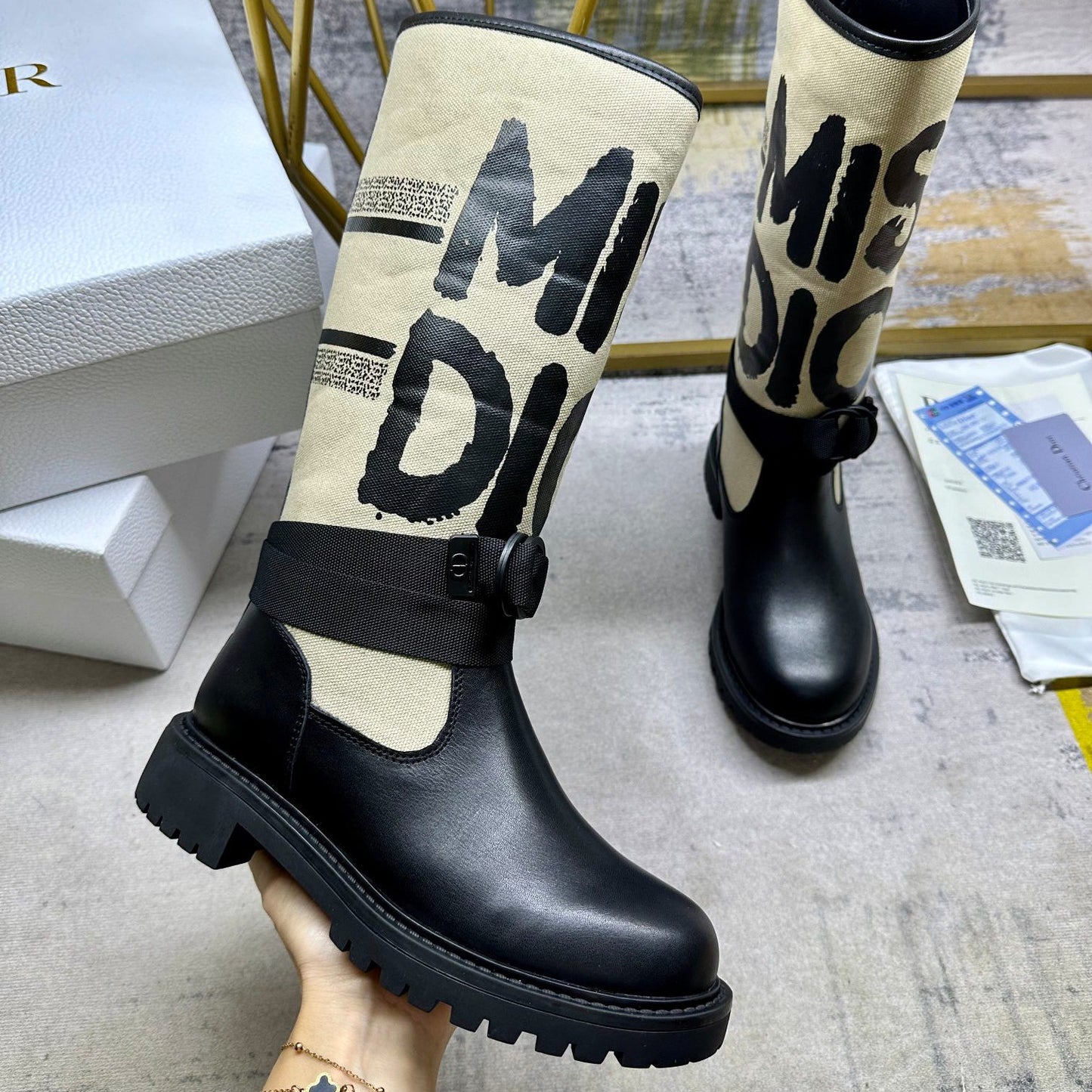 24 New Fall and Winter Fashion Women's Boots 0424090213