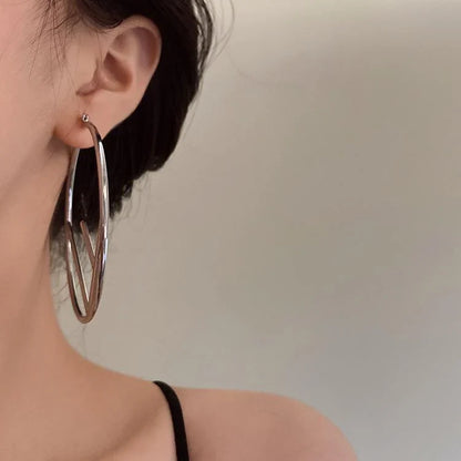 Personality Big Circle Letter Earrings 1024041833