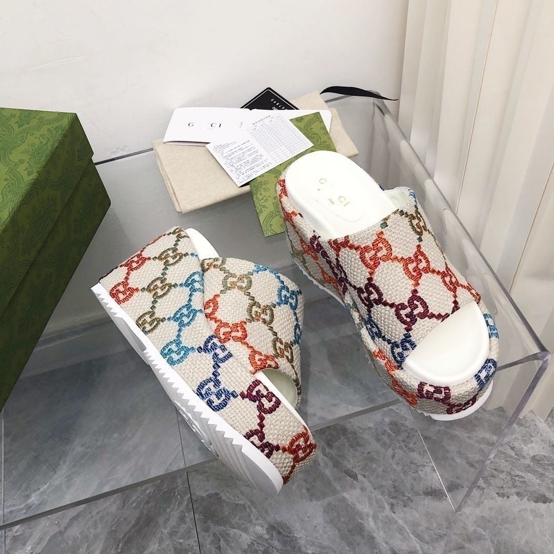 24 Ladies Fashion Luxury Slippers  PD0424041201