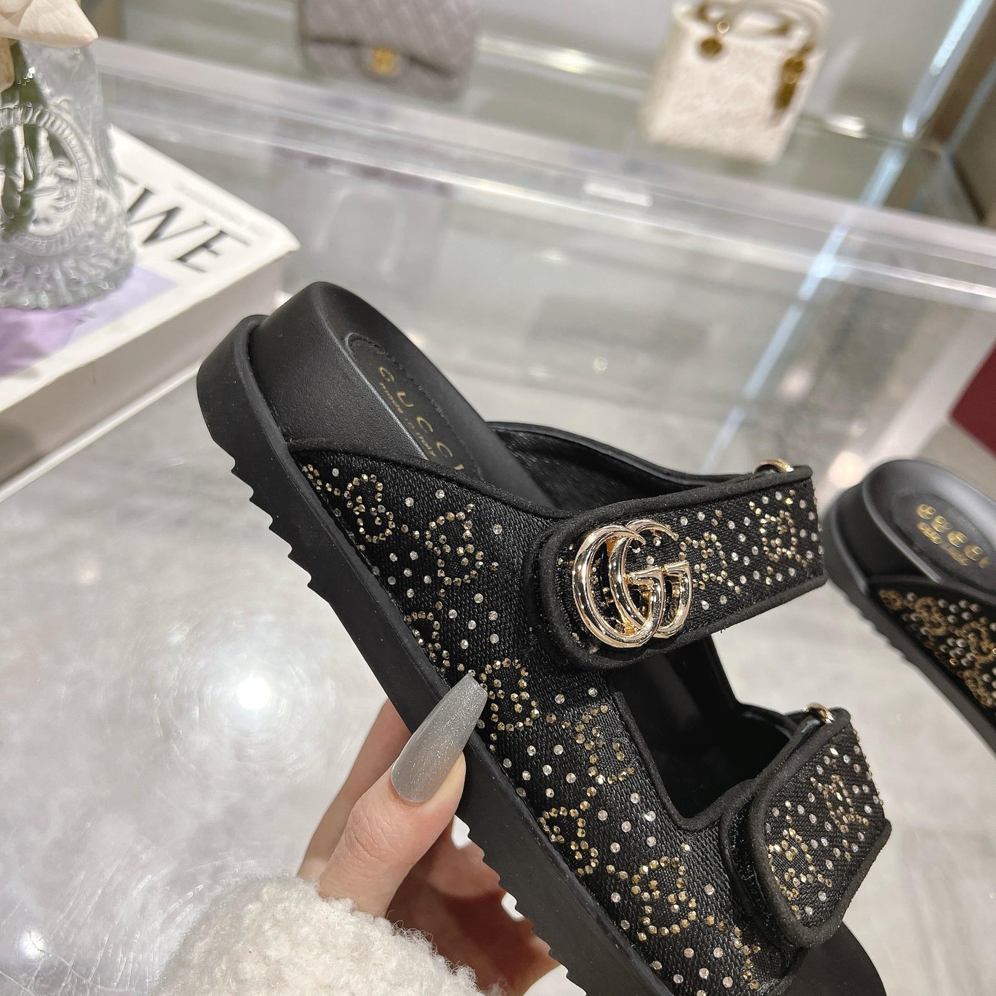 25 Ladies New Star Diamond Fashion Sandals PD0425031411