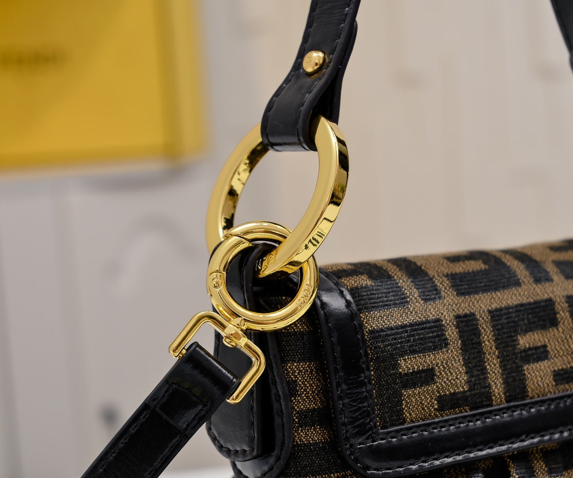 Fashion Design Large Capacity Women's Shoulder Bag Stylish Handheld Genuine Leather Canvas Messenger Bag 0424082102