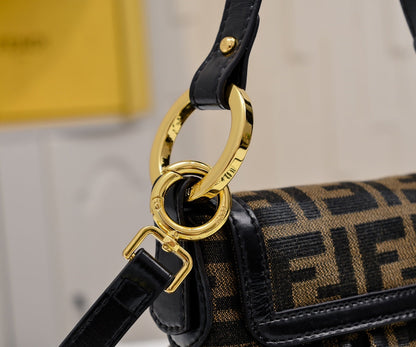 Fashion Design Large Capacity Women's Shoulder Bag Stylish Handheld Genuine Leather Canvas Messenger Bag 0424082102