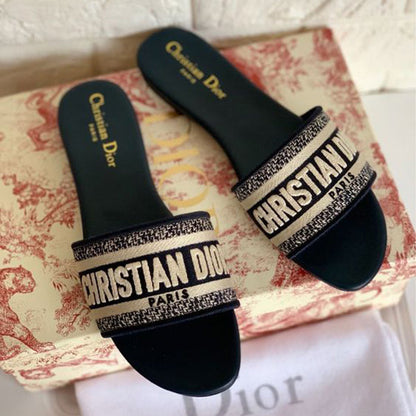 New Fashion Casual New Style Comfortable Slipers D032101