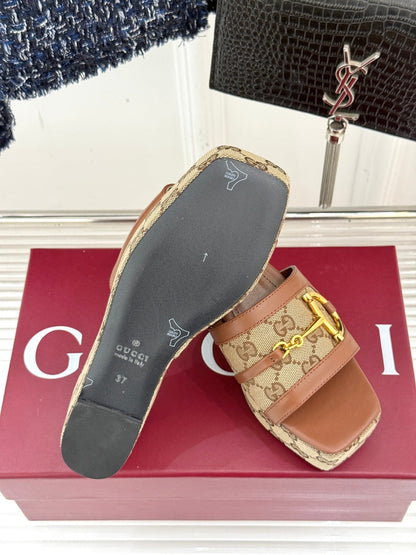 25 ladies metal buckle double material thick-soled slippers XC0425050603