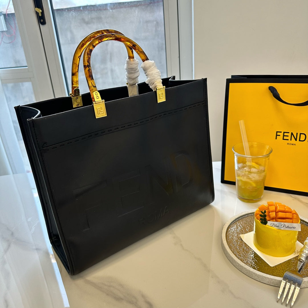 Peekaboo shopping bag XC0123071823