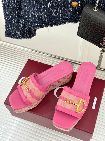 25 ladies metal buckle double material thick-soled slippers XC0425050603