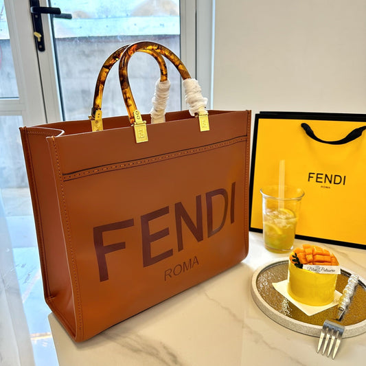 Peekaboo shopping bag XC0123071823