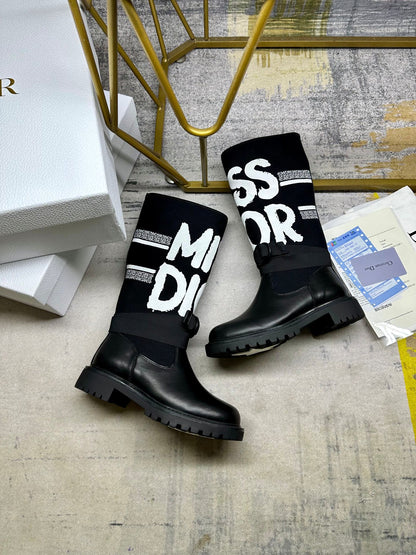 24 New Fall and Winter Fashion Women's Boots 0424090213