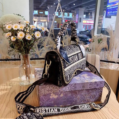 New Fashion D Logo Women's Bags