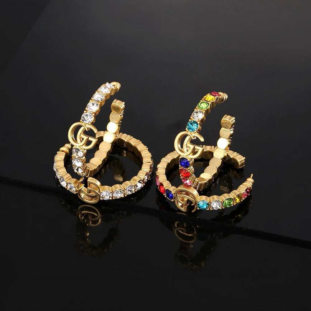 Luxurious and versatile earrings 1024071926