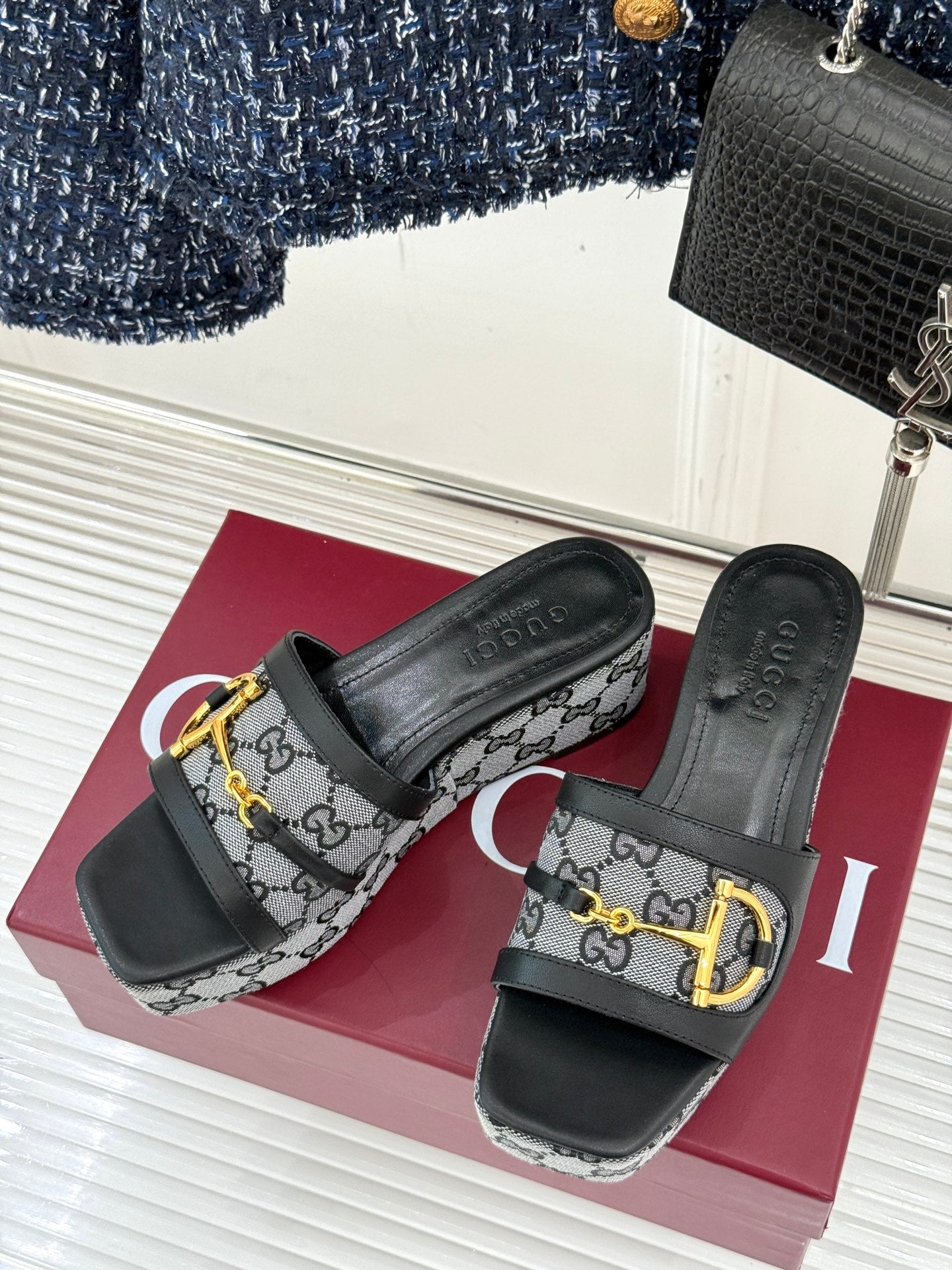 25 ladies metal buckle double material thick-soled slippers XC0425050603