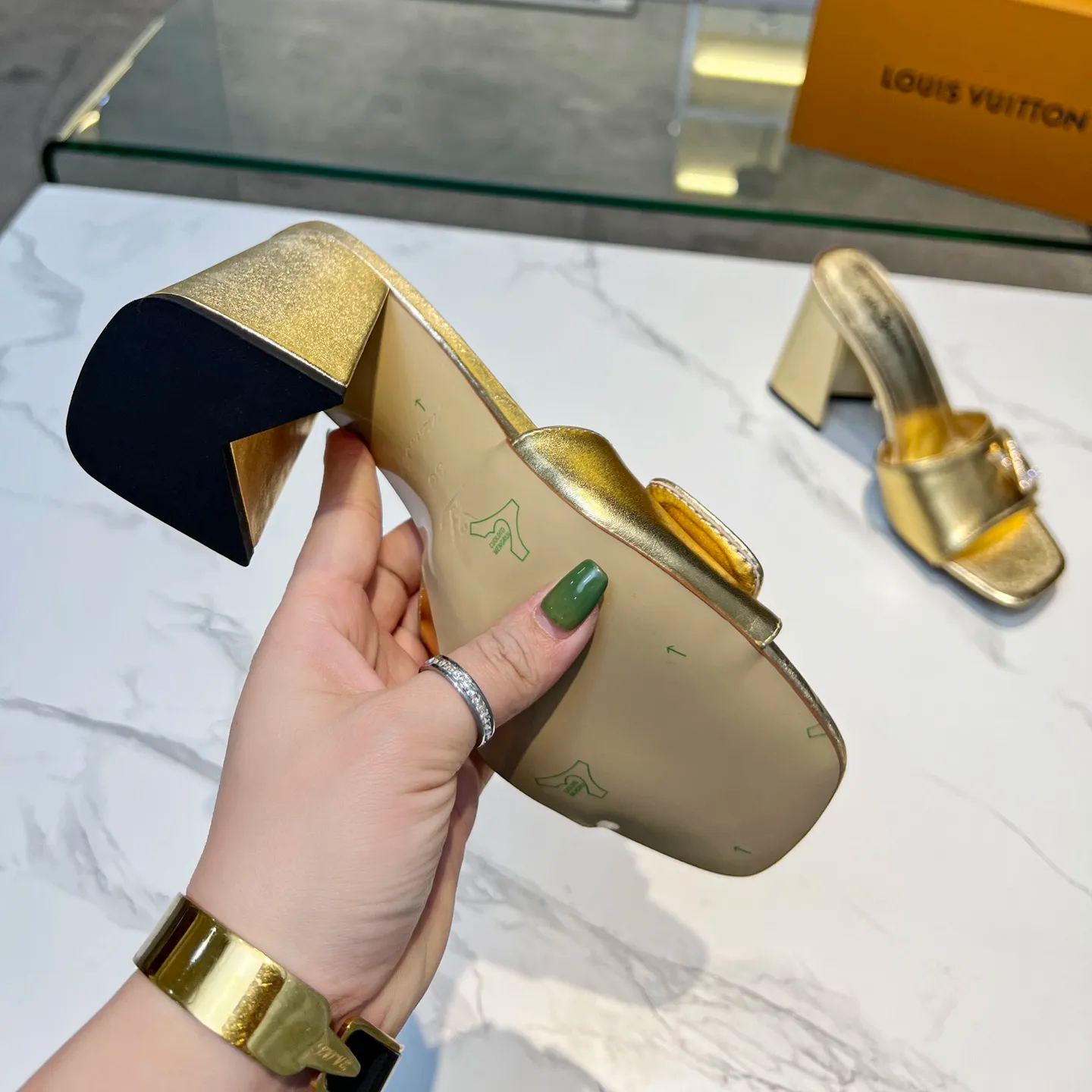 2023 spring and summer new heavy recommended all-match retro European high-heeled sandals slippers XC04062002