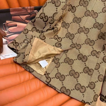 23 New G jacquard large letter suit