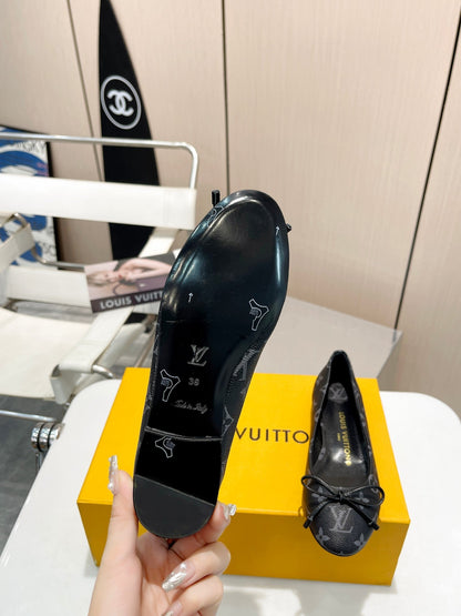Classic logo bow embossed shallow flat shoes XC0424052815