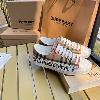 New versatile retro casual sneakers 1024042210