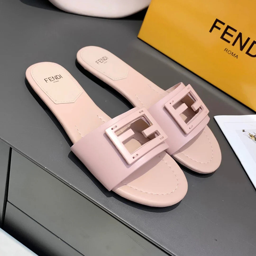 New fashion versatile slippers 1024040820