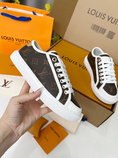 2025 Spring and Summer Multicolor V Print Ladies Casual Shoes XC042504016