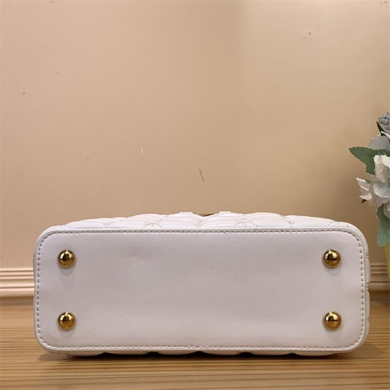 VL Capucines East-West Small Handbag 0424122306