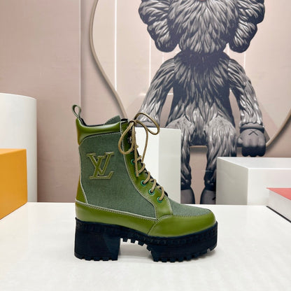Fashion New Mid Length Thick Soled Martin Boots 1023120512