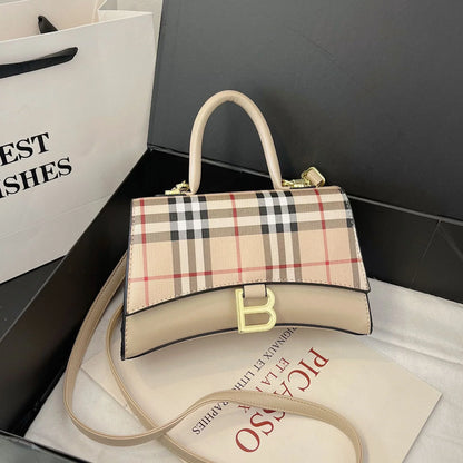 Retro Small Square Bag New High-end Sense Shoulder Bag 1024041615