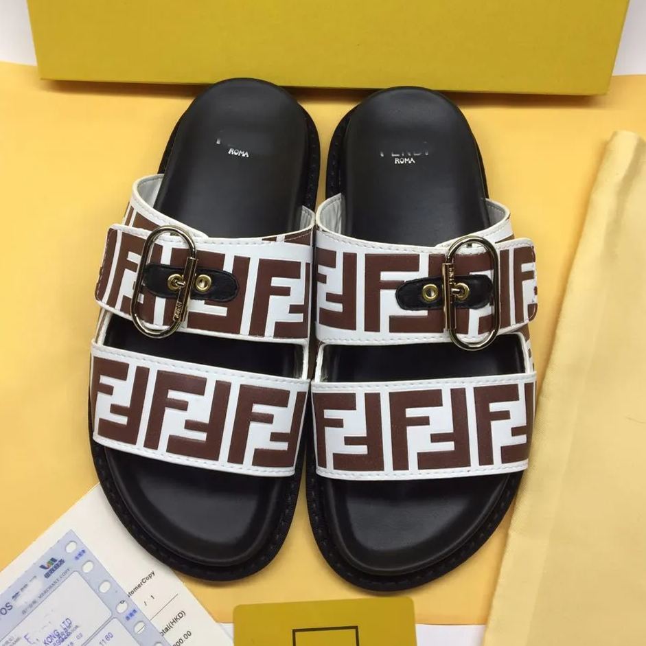 23 New Fashion Casual New Style Comfortable Slipers F032101