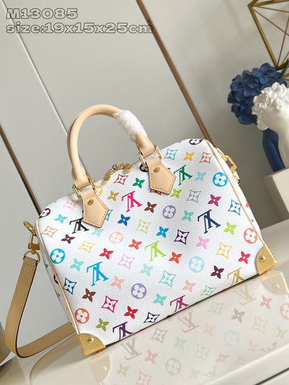 25 New White Color Classic 25 Women's Bag M13085 042504012