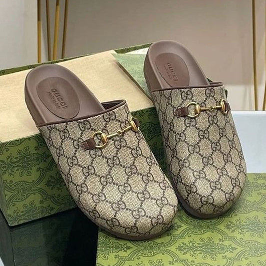 25 Ladies Fashion Luxury Birkenstock & GG Slippers PD0425042402