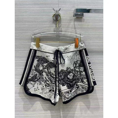 Early spring new fashion hooded sweater shorts suit