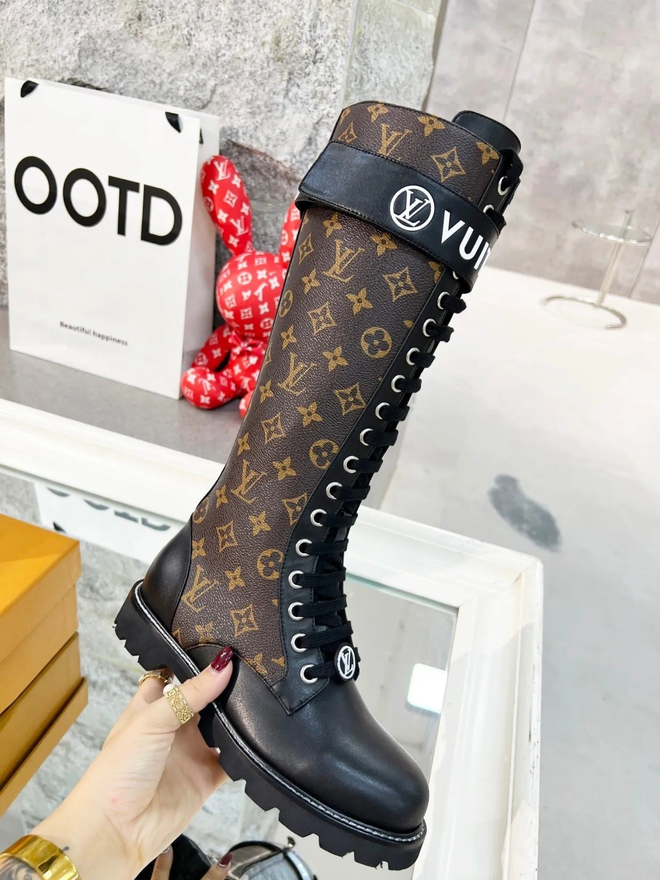 Martin boots women's new genuine leather long boots flat bottom side zipper letter strap niche simple fashion all-match single boots 0425032801
